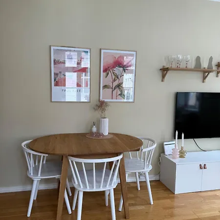 Central Apartment In Bergen דירה